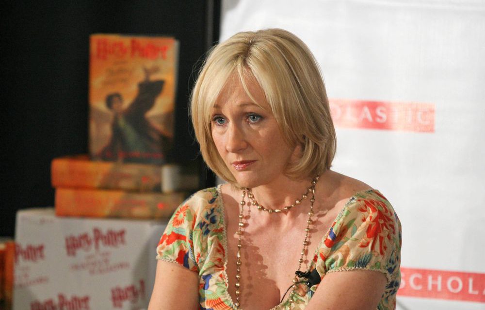 J. K. Rowling vuelve a liar